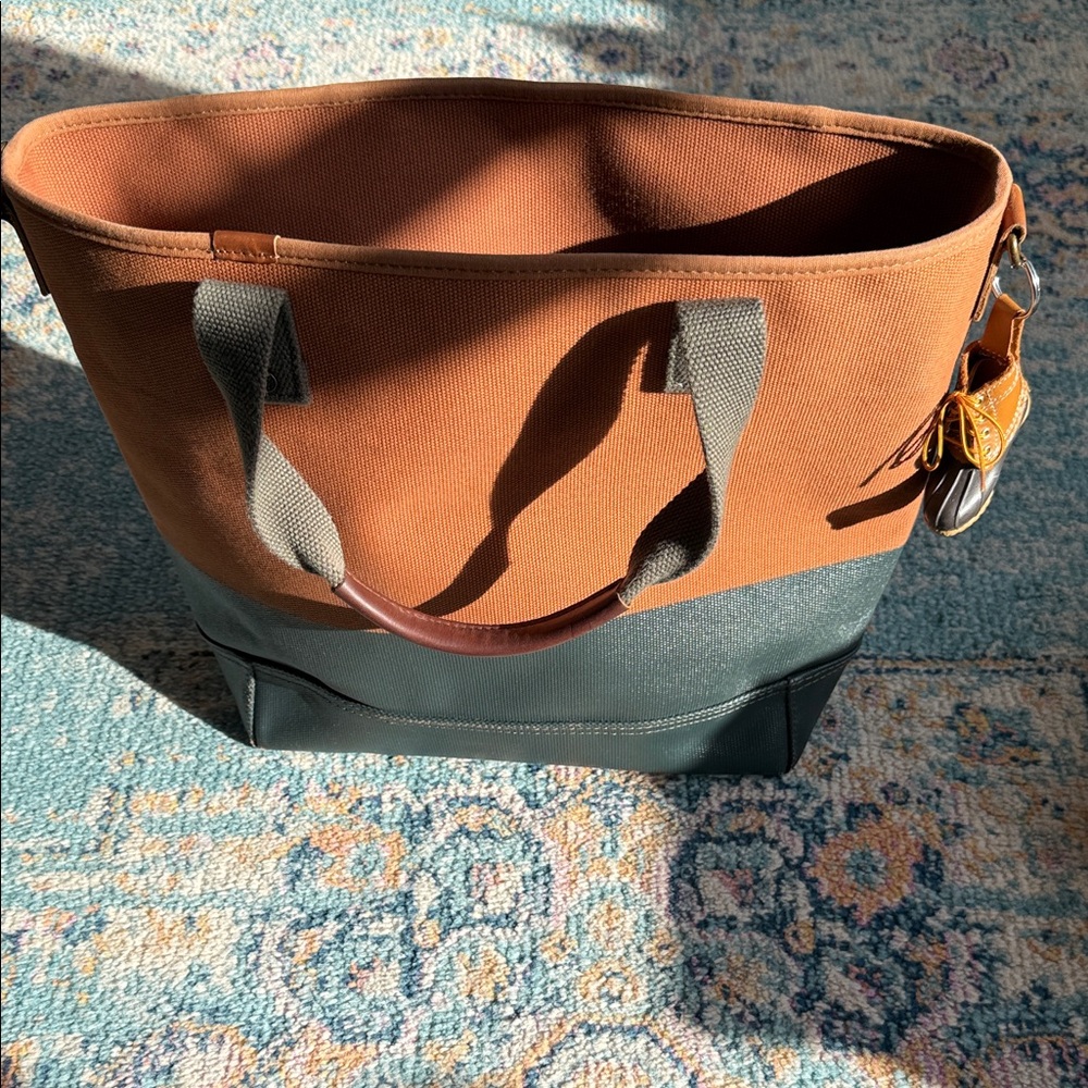 L.L. Bean Two-Tone Brown Nor’Easter Tote Messenger Bag